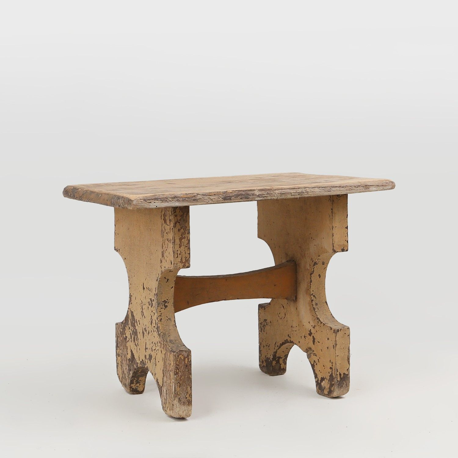 Beautiful shaped rustig low stool in painted wood, France ca. 1900-img